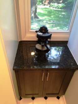 COFFEE NOOK LICORICE WITH GRANITE